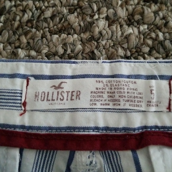 Shorts - Picture 3 of 3